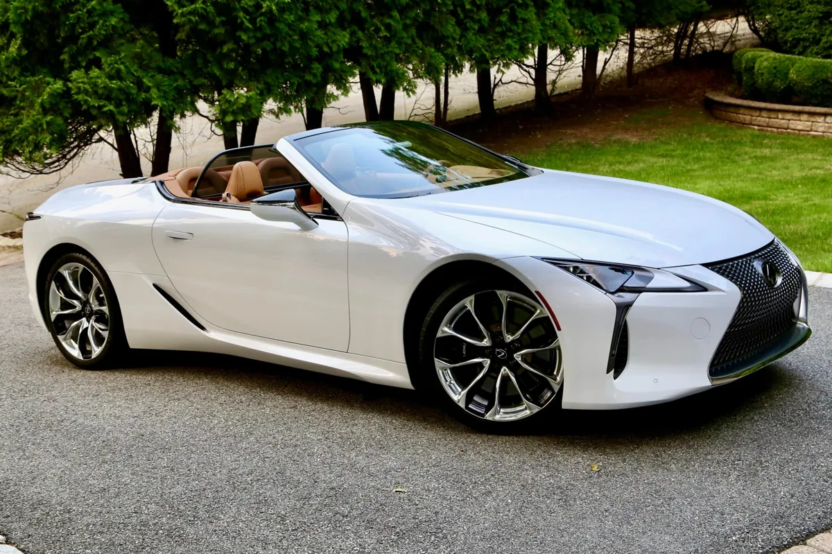 Experience the Elegance of the 2021 Lexus LC500 Convertible