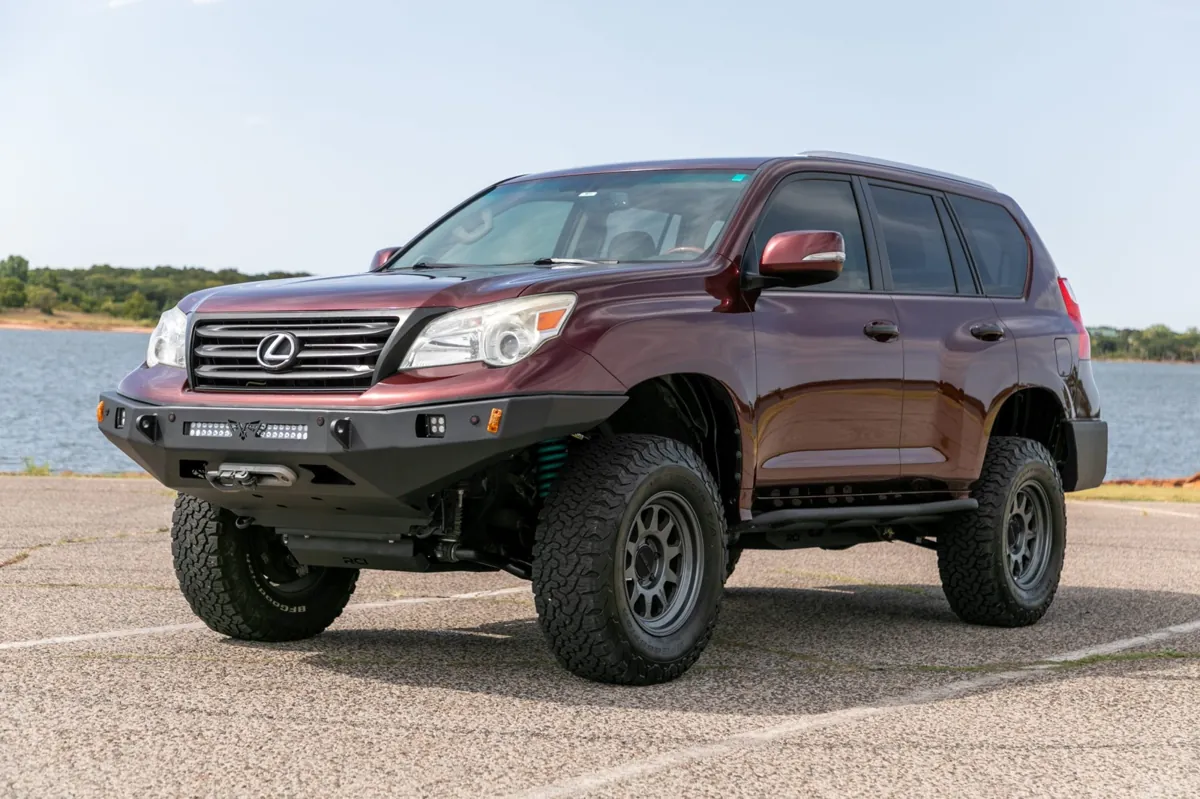Exploring the Features of a Modified 2011 Lexus GX460: A Perfect Blend of Luxury and Off-Road Capability